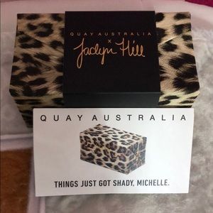 Quay sunglasses case